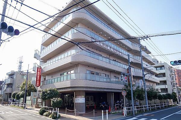 2LDK Apartment for Sale in Itabashi, Tokyo | Tōbu Nerima Station - Image 1
