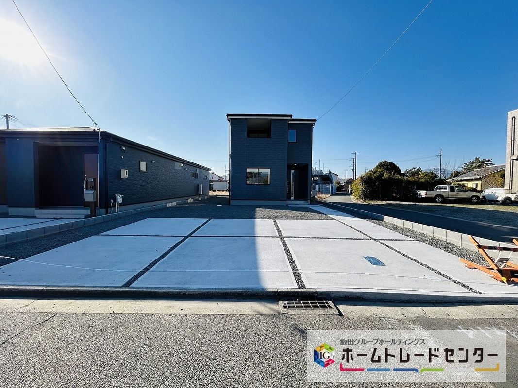 Liberl Garden 5LDK New House in Shizuoka's Miho District - Thumbnail 2