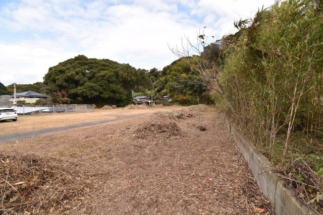 Land for Sale in Kanoya City, Kagoshima - 2,485 sqm Plot - Thumbnail 2