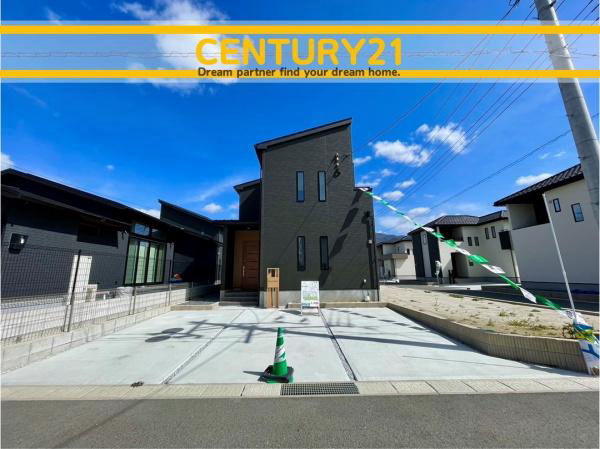 4LDK Family Home in Nogata, Fukuoka - Thumbnail 3