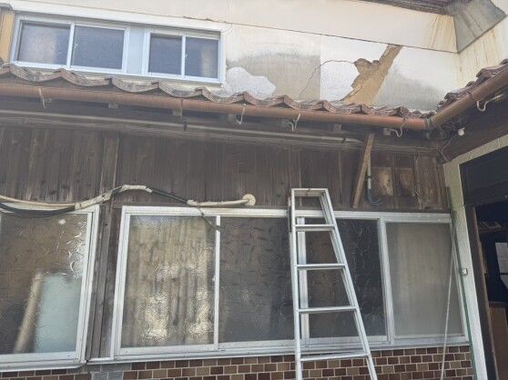 Vacant 2R House for Renovation in Genkai, Saga - 2M Yen - Thumbnail 3