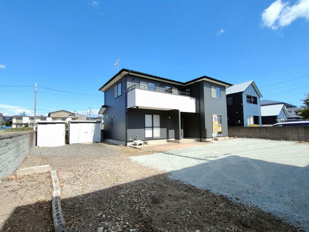 4LDK House in Shibukawa with Garden and Parking for 3 - Thumbnail 2