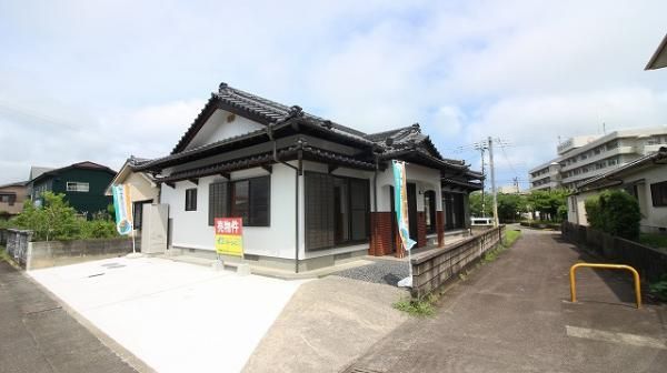 Renovated 4DK House in Kadogawa Town, Miyazaki - Thumbnail 2