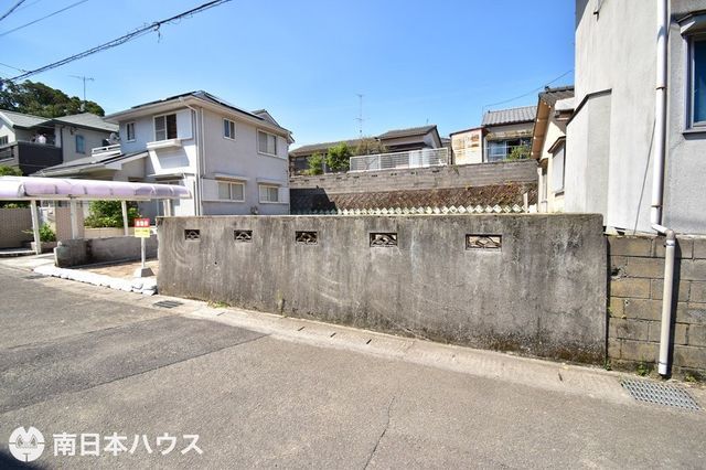 Kagoshima City Land for Sale with Construction Conditions - Thumbnail 4