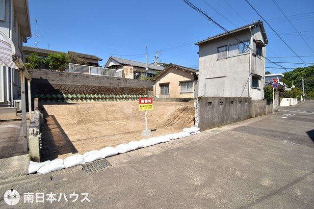 Kagoshima City Land for Sale with Construction Conditions - Thumbnail 3