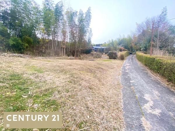 8LDK Traditional House with Large Garden in Iga City - Thumbnail 3
