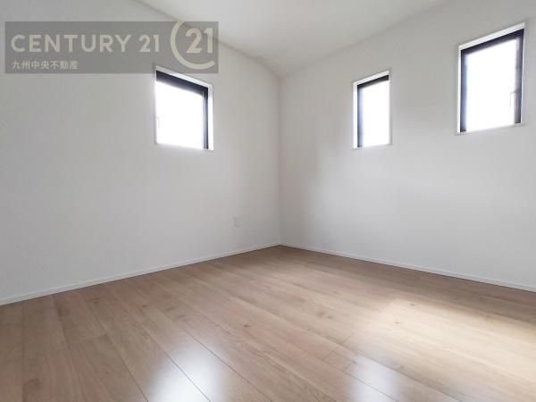 New 4LDK House for Sale in Tosu City, Saga Prefecture - Thumbnail 4