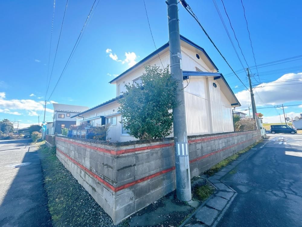 Renovated 6LDK House with 4 Car Parking in Osaki, Miyagi - Thumbnail 2