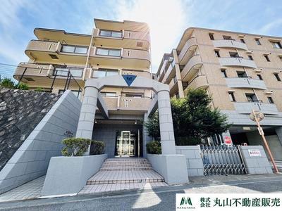 Renovated 3LDK Apartment for Sale in Ikoma, Nara — Image 1, Ikoma, Nara