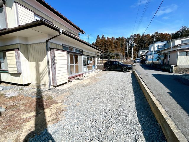 4LDK Renovated House in Kesennuma, Miyagi with Parking - Thumbnail 2