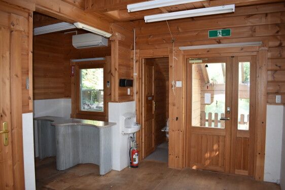 Former Vet Clinic Home with Mt. Fuji Views in Hokuto - Thumbnail 3