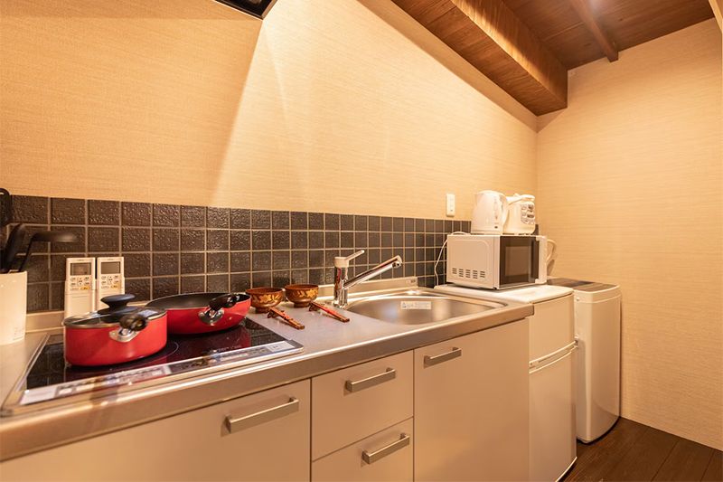 Renovated 1923 Machiya Guest House for Sale in Kyoto's Higashiyama - Thumbnail 4