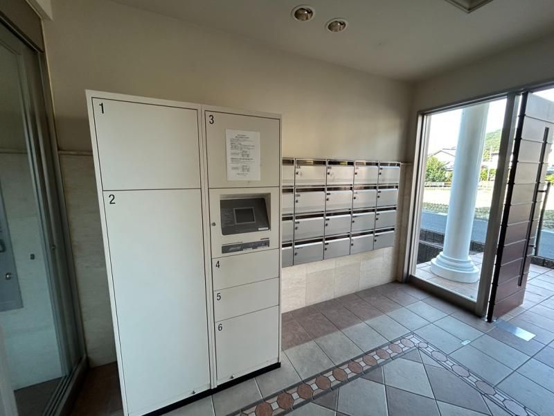 Castle Heights Nagara Nishi 3LDK Apartment for Sale in Gifu - Thumbnail 3