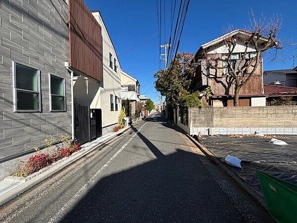 Land for Sale in Suginami, Tokyo - Izumi 4-chome Plot - Thumbnail 3