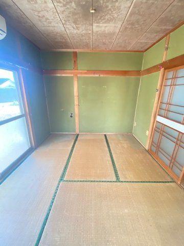 4DK House in Miyakonojo with 117㎡ Land - 4.8 Million Yen — Image 4, Miyakonojo, Miyazaki