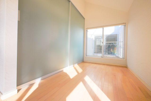 2LDK Resale House in Sakuradai, Nerima, Tokyo - Thumbnail 3