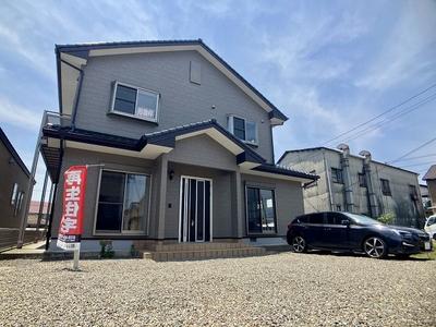 Spacious 5SLDK House in Niihama with Renovations — Image 1, Niihama, Ehime