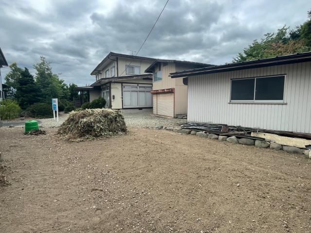 Land for Sale in Yamagata City with Old House - 684.85 sqm - Thumbnail 3