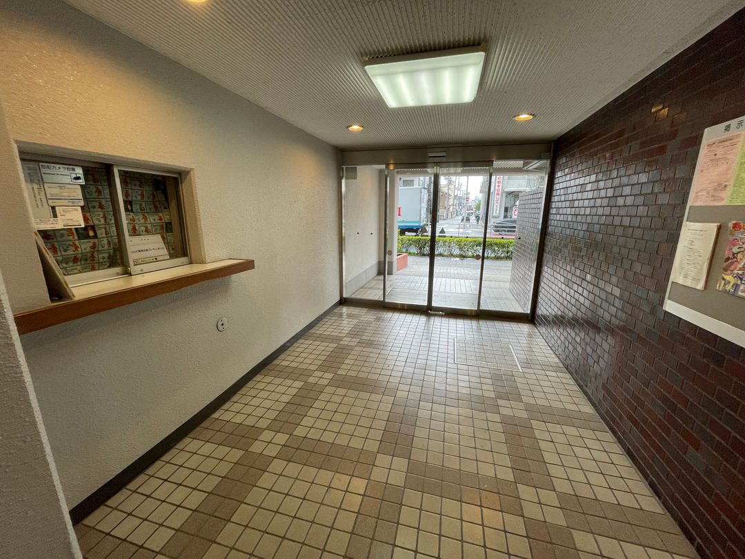 Renovated 3LDK Apartment in Adachi, Tokyo | Near Umejima Station - Thumbnail 3