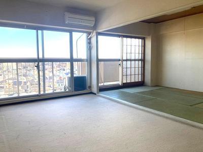 Spacious 3SLDK Condo near Wakaba Station, Sakado City — Image 4, Tsurugashima, Saitama