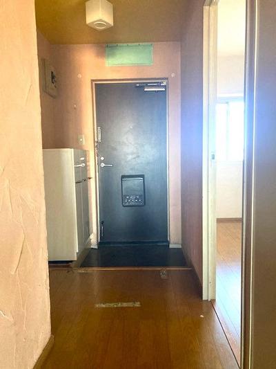 Spacious 3SLDK Condo near Wakaba Station, Sakado City — Image 3, Tsurugashima, Saitama