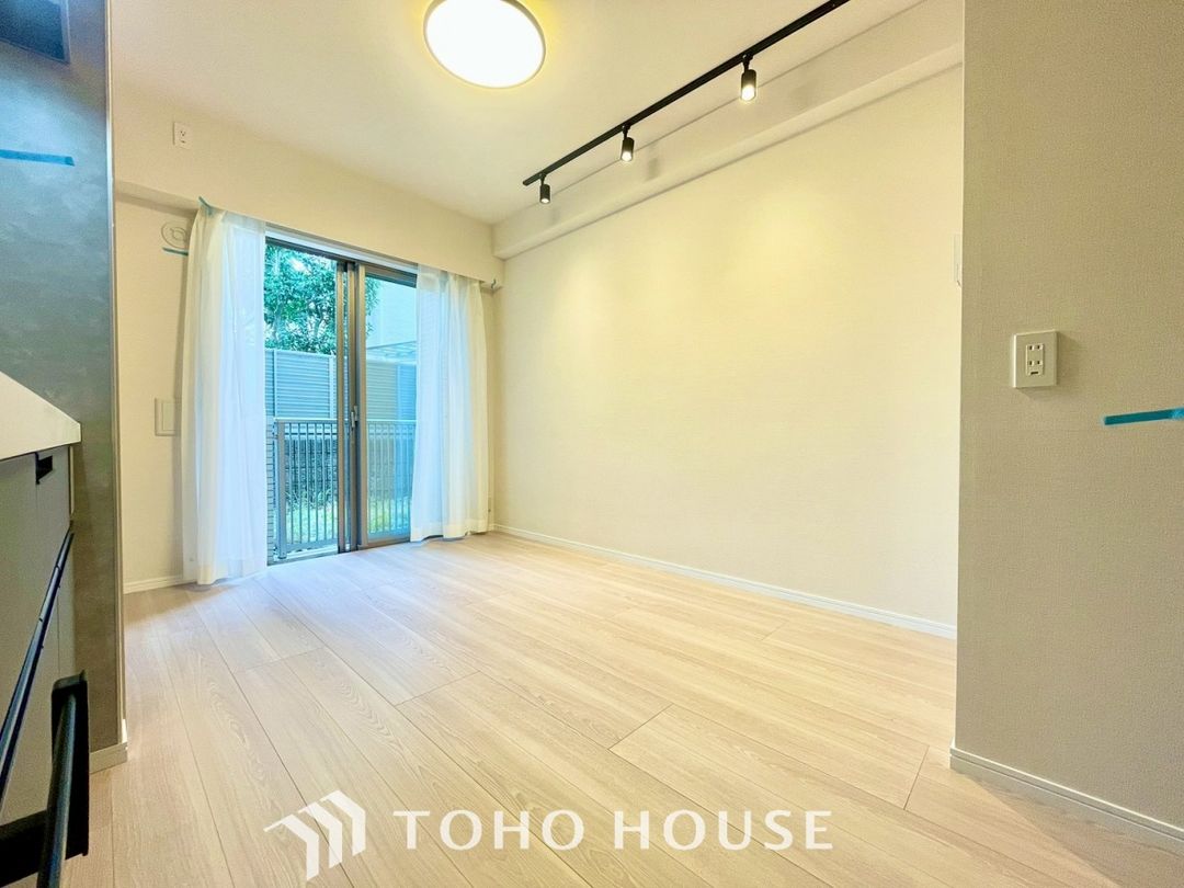 Studio Den Senkawa 1LDK Apartment with Private Garden in Tokyo - Thumbnail 2