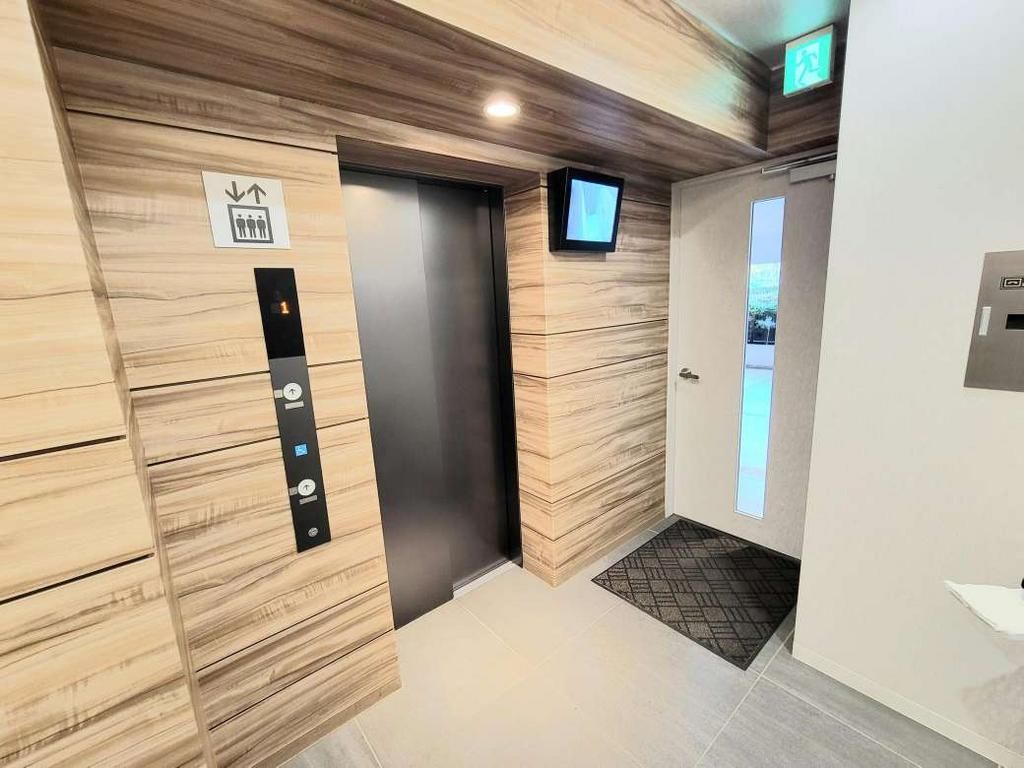 Soltia Shin-Yokohama 1LDK Apartment for Sale Near Station - Thumbnail 2
