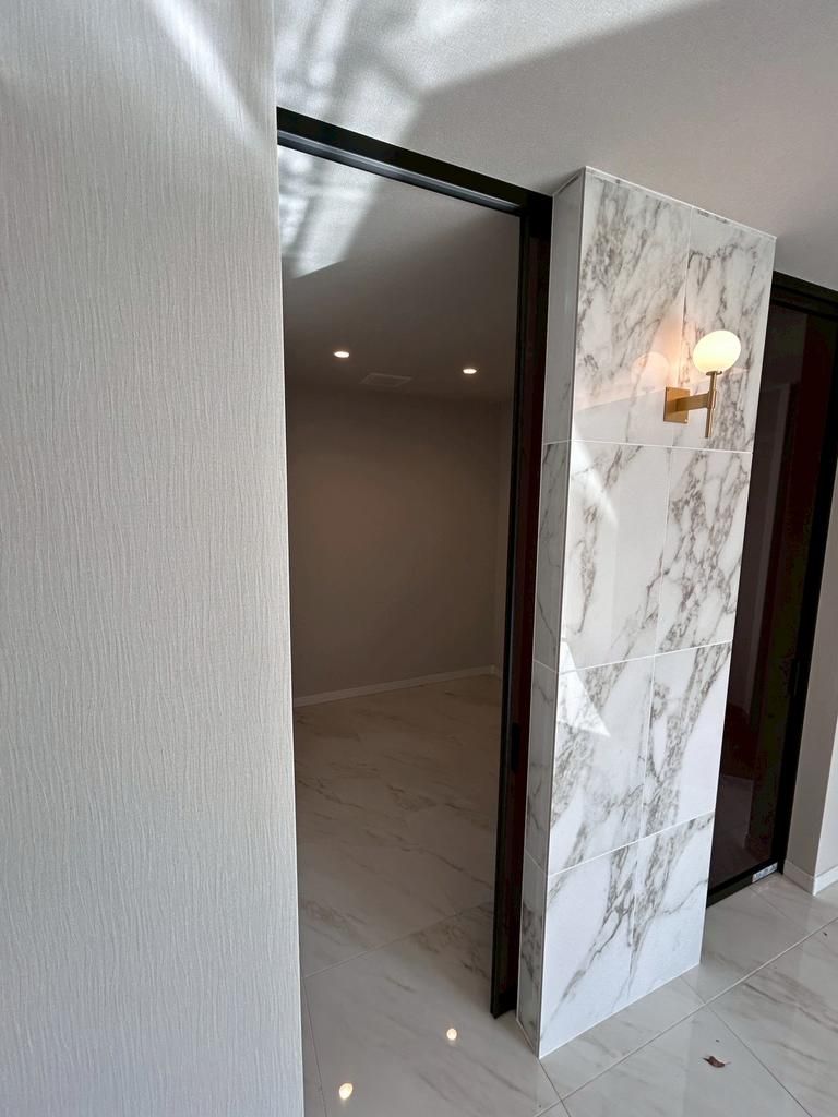 3LDK House for Sale in Den-en-chofu, Ota-ku, Tokyo 313.31m2 - Thumbnail 3