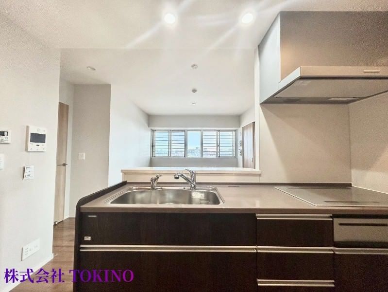3LDK Apartment in Chatan Okinawa with Ocean Views - Thumbnail 2