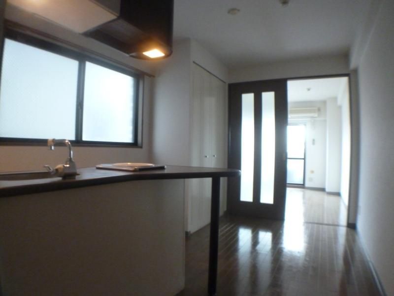 Eslead Kyoto Kawaramachi 1DK Apartment for Sale - Thumbnail 4