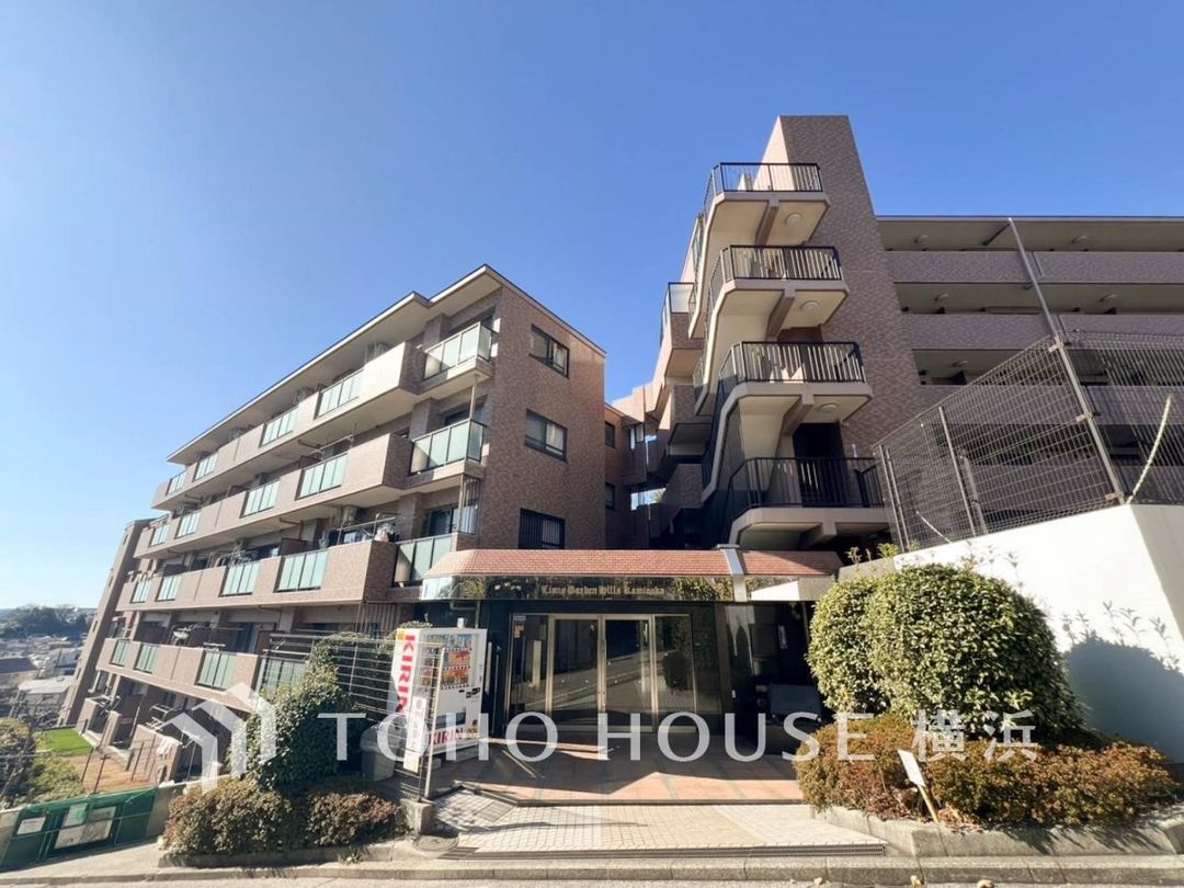 Spacious 4SLDK Apartment Near Kamiooka Station - Thumbnail 3