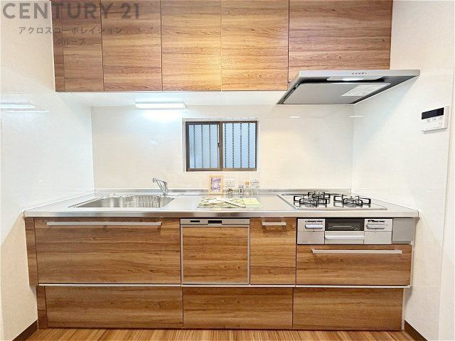 5DK Terrace House for Sale in Nishinomiya Horikiri-cho - Thumbnail 3