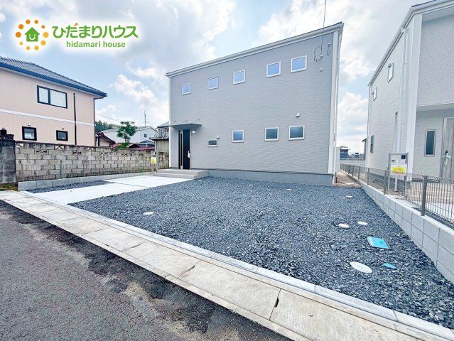 New 4SLDK House in Kasama, Ibaraki with 3 Parking Spaces - Thumbnail 3