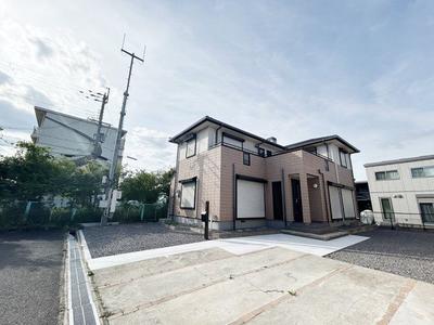 Renovated 4LDK House Near Kusatsu Station — Image 1, Kusatsu, Shiga