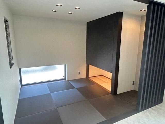 Modern 2SLDK House with Island Kitchen in Mitoyo, Kagawa - Thumbnail 4