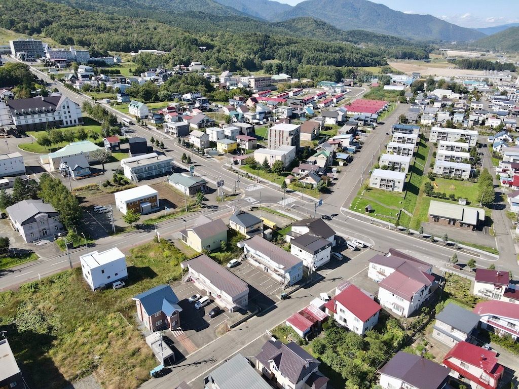 Mansion Rose 16-Unit Apartment Building for Sale in Furano - Thumbnail 4
