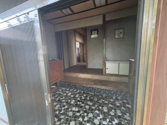 1972 6DK House on 1066 sqm Land in Seiyo City, Ehime - Thumbnail 3