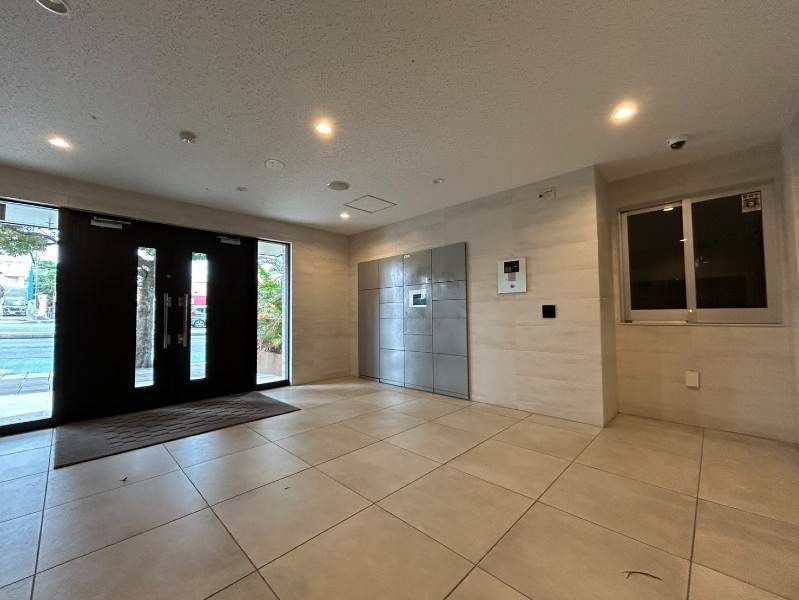 3LDK Apartment for Sale in Urasoe, Okinawa - 61.19 sqm - Image 13