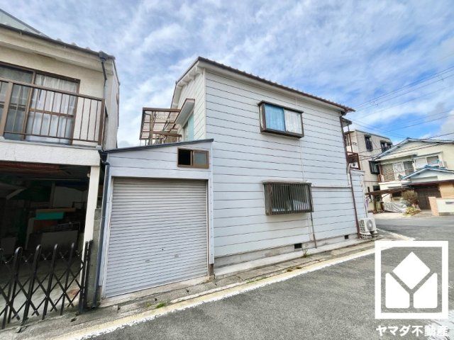 Land with Old House for Sale in Fushimi, Kyoto - Near Daigo Station - Thumbnail 2