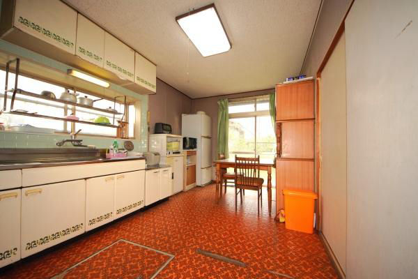 5DK Family Home in Miyazakidai, Oita City - Thumbnail 4