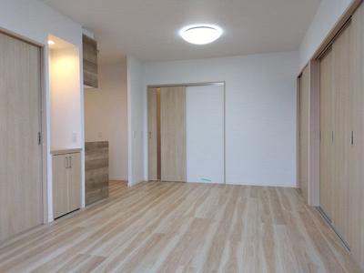 3LDK Apartment Near Abeyama Park Station in Kitakyushu — Image 3, Kokura Minami, Fukuoka