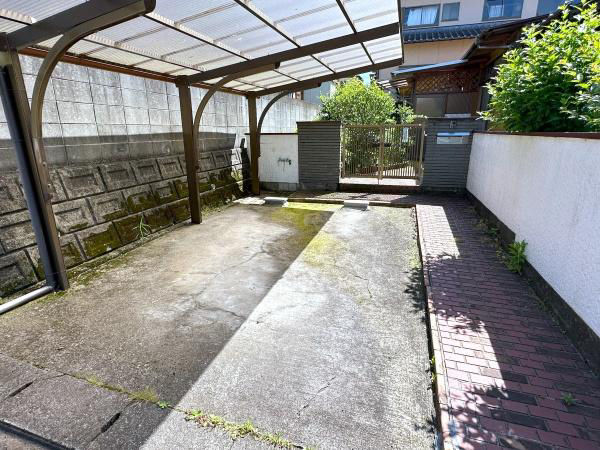 7DK Family Home in Midorigaoka, Oita - Thumbnail 2
