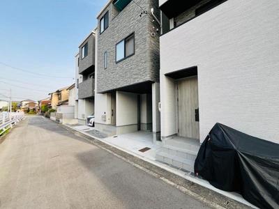 Modern 3-Story House Near Toda Station, Nagoya — Image 1, Nakagawa, Aichi