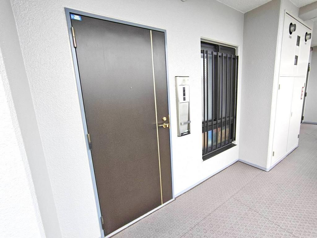 3LDK Apartment for Sale in Tokorozawa, Saitama - 67 sqm - Thumbnail 2