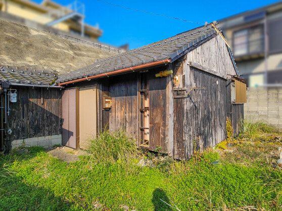 Two-Building Vacant House for Sale in Makurazaki, Kagoshima - Thumbnail 4
