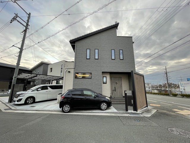 4-Bedroom House in Akashi with Modern Amenities Near Uozumi Station - Thumbnail 3