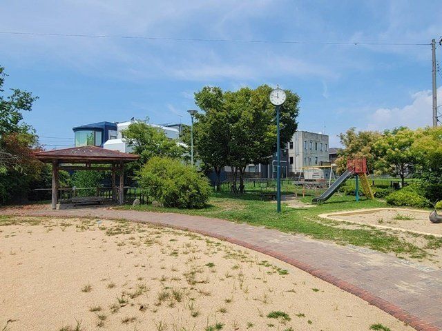 4-Bedroom House in Akashi with Modern Amenities Near Uozumi Station - Thumbnail 4