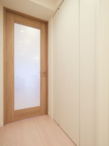 Renovated 3LDK Apartment in Koto Ward Near Multiple Stations - Thumbnail 2