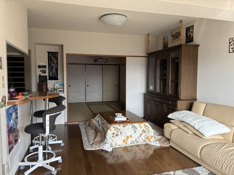 1LDK Apartment for Sale in Yamanakako, Yamanashi - 52.37 sqm - Thumbnail 3
