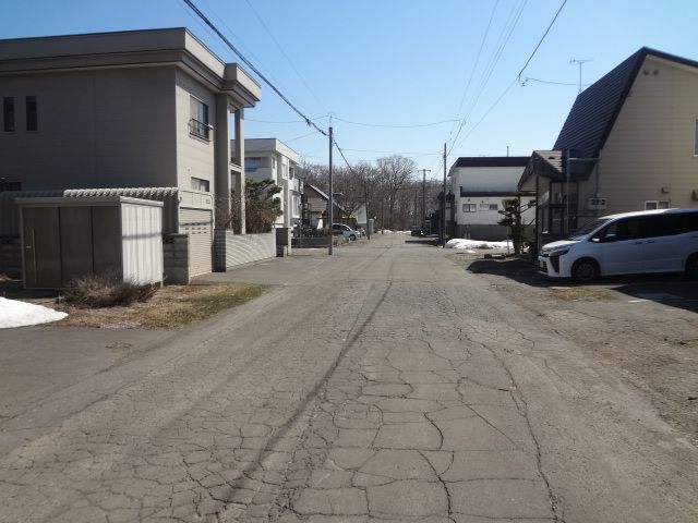 4LDK Detached House for Sale in Ishikari, Hokkaido - Thumbnail 3